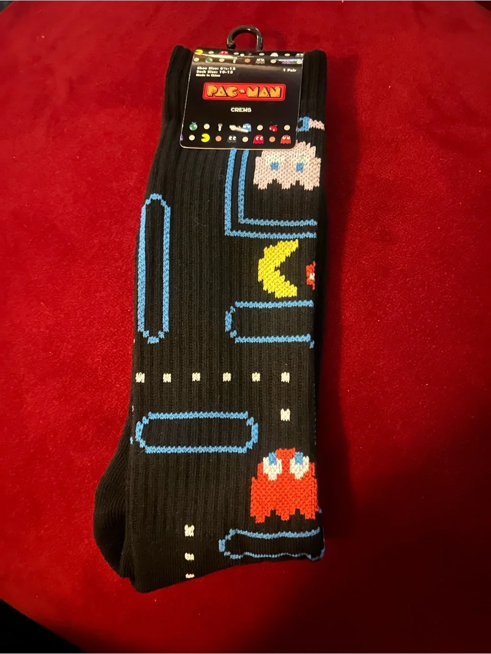 Men’s PAC Man Black Novelty Crew Socks 9-12 shoe size 6.5-12 New